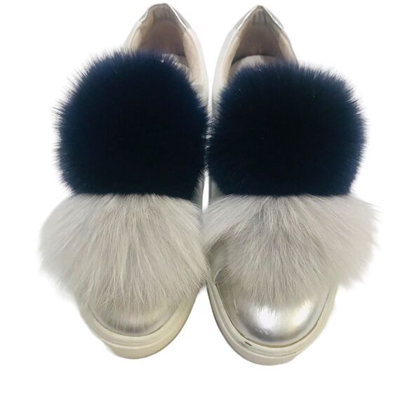 Here Now Fox Pom Pom Sneakers Platform Shoes Slip On Size 6.5 White Leather - Picture 3 of 16